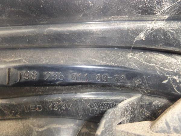 FEU ARRIERE DROIT PEUGEOT 208 8/2015-2020 - Vue 3